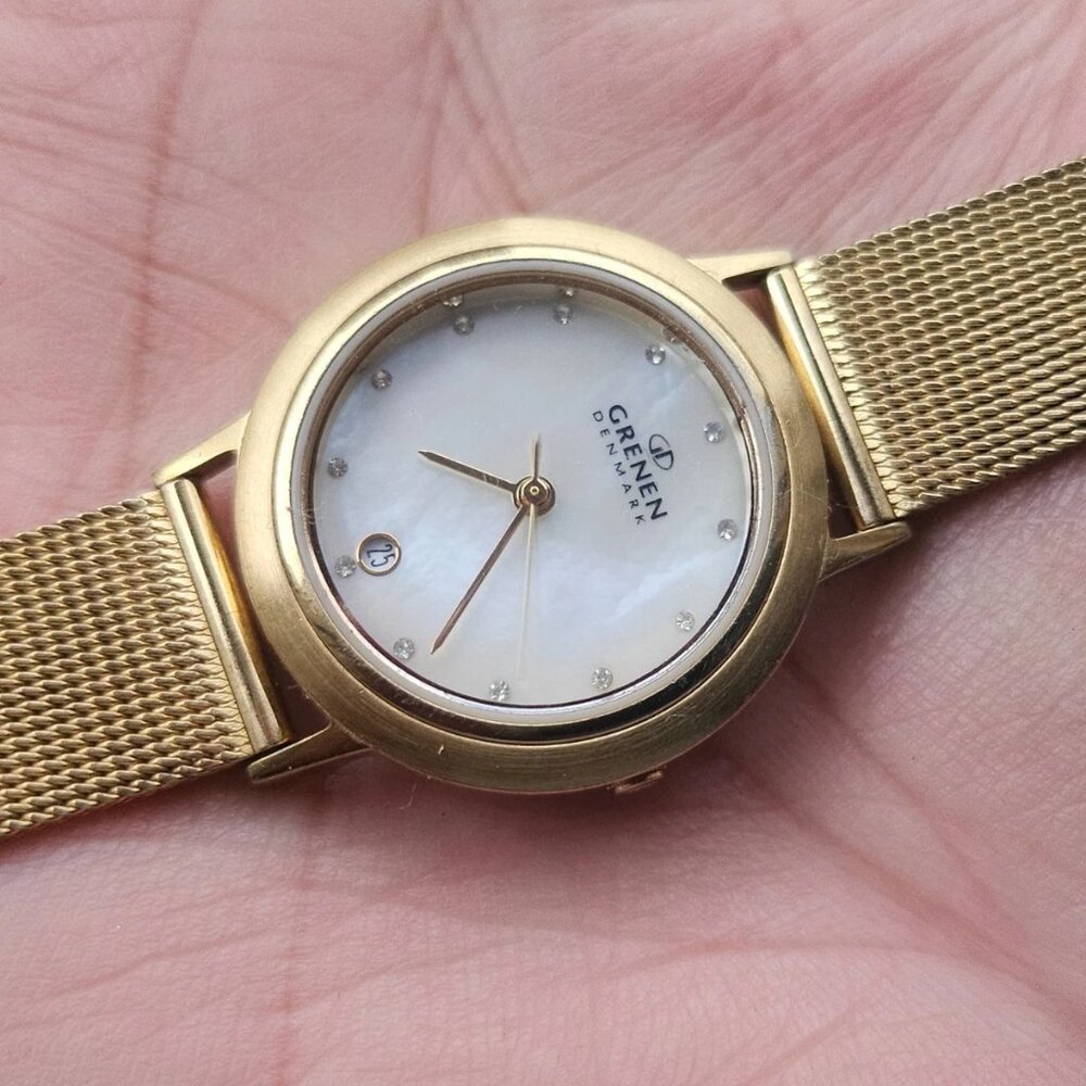 Grenen Denmark Women Wristwatch Mother of Pearl Face Date Calendar Wrist Watch